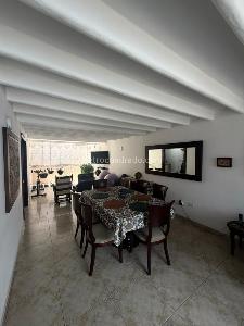 Casa de 4 alcobas en venta en Camino Real, Cali, 250 m² · foto 2 de 17