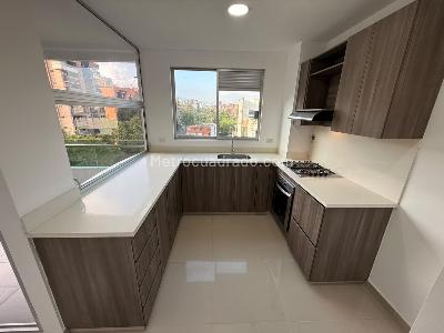 Apartamento de 2 alcobas en venta en Zuniga, Envigado, 108 m² · foto 3 de 20