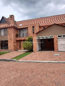 Casa de 4 alcobas en arriendo en Santa Bibiana, Chía, 221 m² · foto 15 de 15