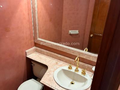 Apartamento de 4 alcobas en arriendo en Santa Paula, Bogotá, 119 m² · foto 10 de 14