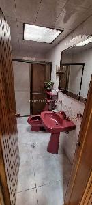 Casa de 5 alcobas en arriendo en Estoril, Bogotá, 500 m² · foto 10 de 20