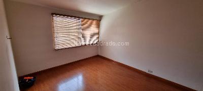 Casa de 5 alcobas en arriendo en Estoril, Bogotá, 500 m² · foto 7 de 20