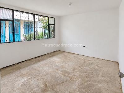 Casa de 4 alcobas en arriendo en Toberin, Bogotá, 110 m² · foto 3 de 16